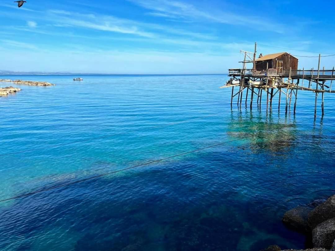 La Finestra Sul Castello B&B Termoli Eksteriør billede